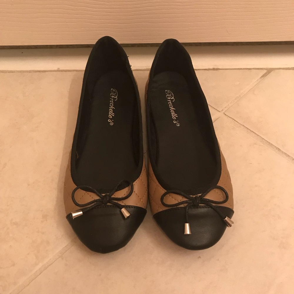 Ballet flats